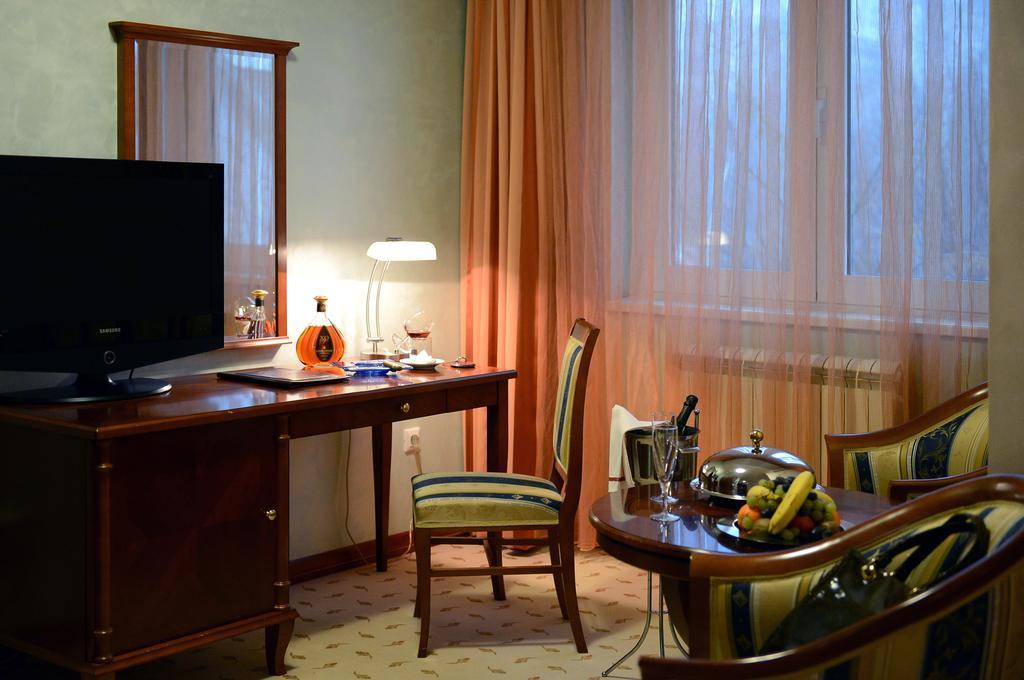 Hotel Orasac Белград Екстер'єр фото